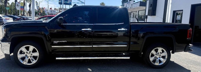 GMC Sierra 1500 Vehicle Full-screen Gallery Image 05