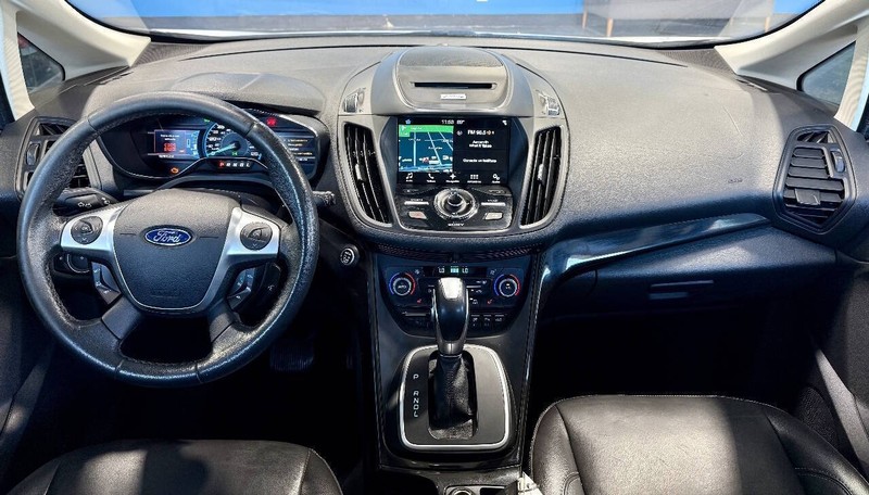 Ford C-Max Energi Vehicle Full-screen Gallery Image 12