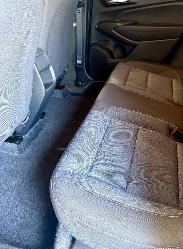 Chevrolet Trax Vehicle Full-screen Gallery Image 16