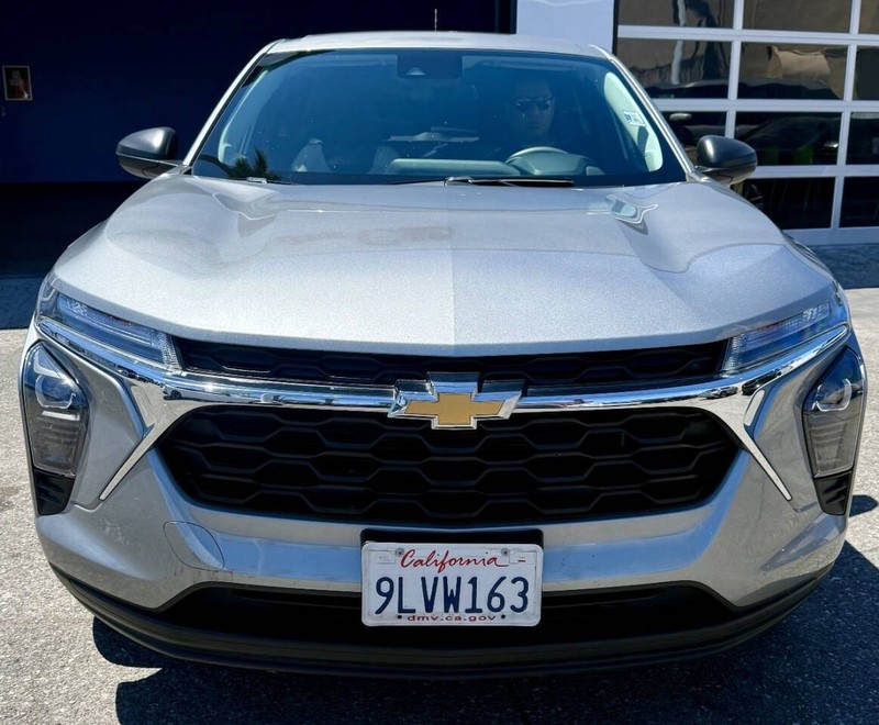 Chevrolet Trax Vehicle Full-screen Gallery Image 04