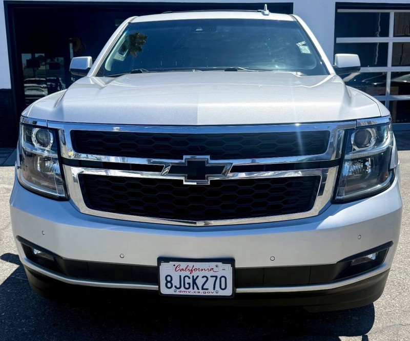 Chevrolet Tahoe Vehicle Full-screen Gallery Image 04