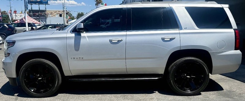 Chevrolet Tahoe Vehicle Full-screen Gallery Image 08