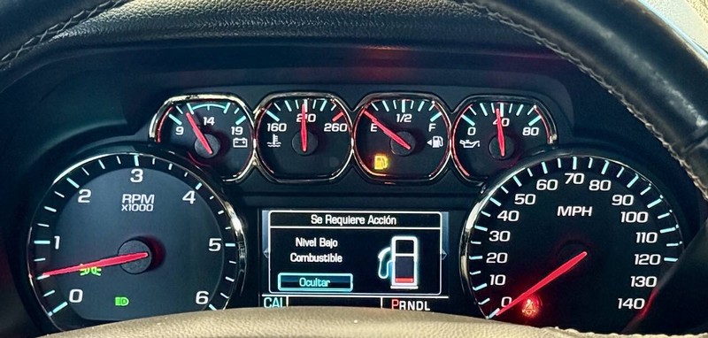 Chevrolet Tahoe Vehicle Full-screen Gallery Image 13