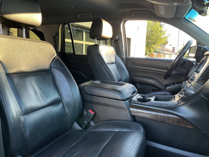 Chevrolet Tahoe Vehicle Full-screen Gallery Image 17