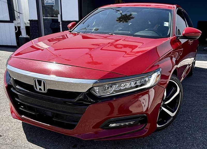 Honda Accord Sedan Vehicle Full-screen Gallery Image 02