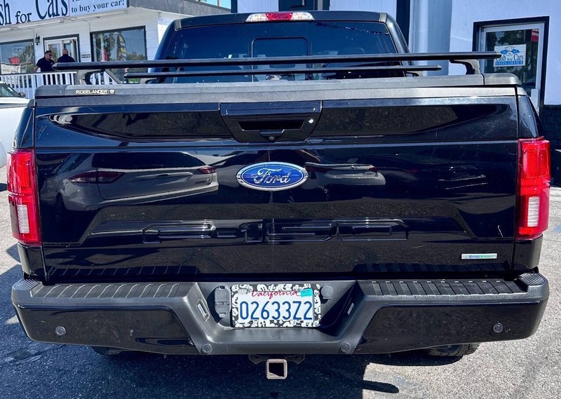 Ford F-150 Vehicle Full-screen Gallery Image 09