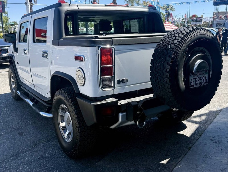 HUMMER H2 Vehicle Full-screen Gallery Image 05