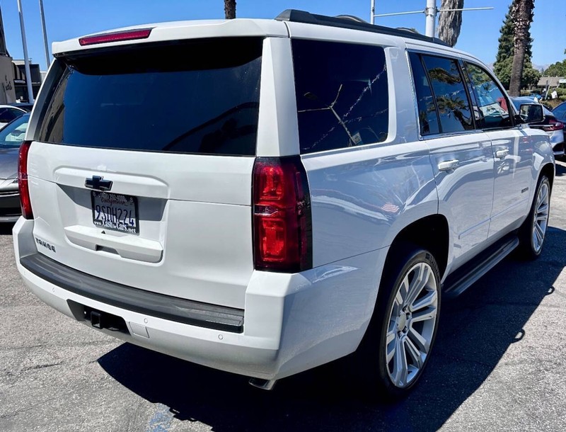 Chevrolet Tahoe Vehicle Full-screen Gallery Image 05