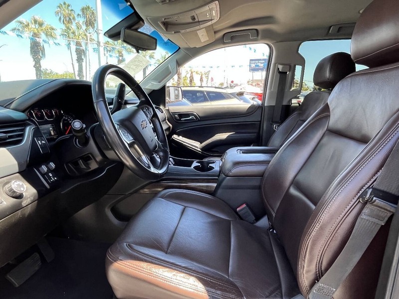 Chevrolet Tahoe Vehicle Full-screen Gallery Image 13