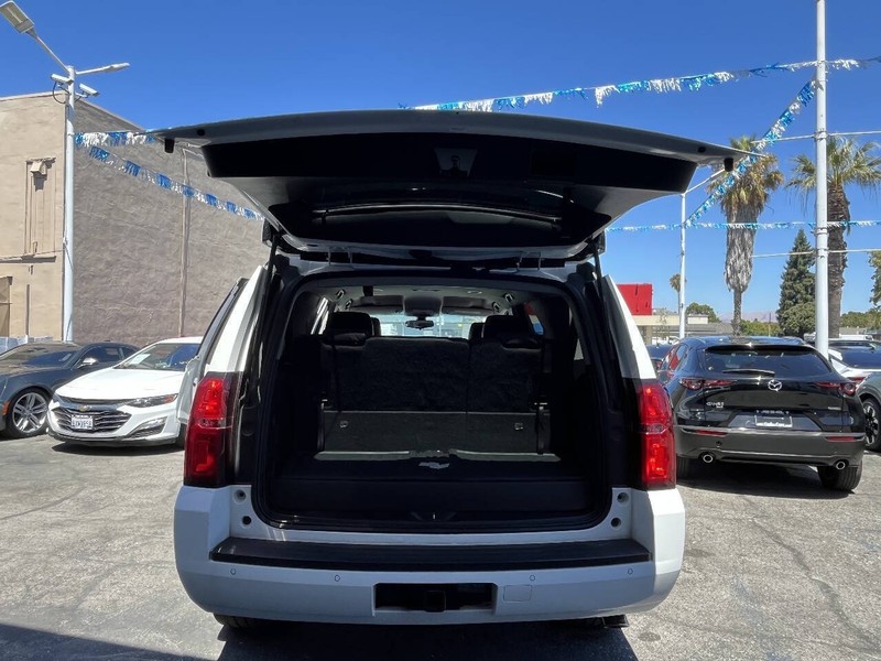 Chevrolet Tahoe Vehicle Full-screen Gallery Image 15