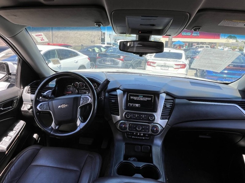 Chevrolet Tahoe Vehicle Full-screen Gallery Image 19
