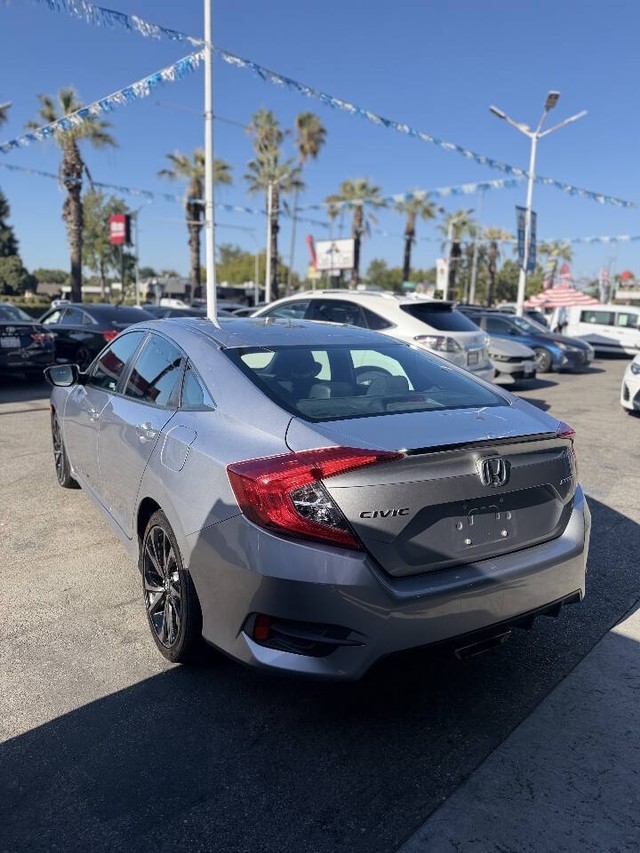 Honda Civic Sedan Vehicle Full-screen Gallery Image 06