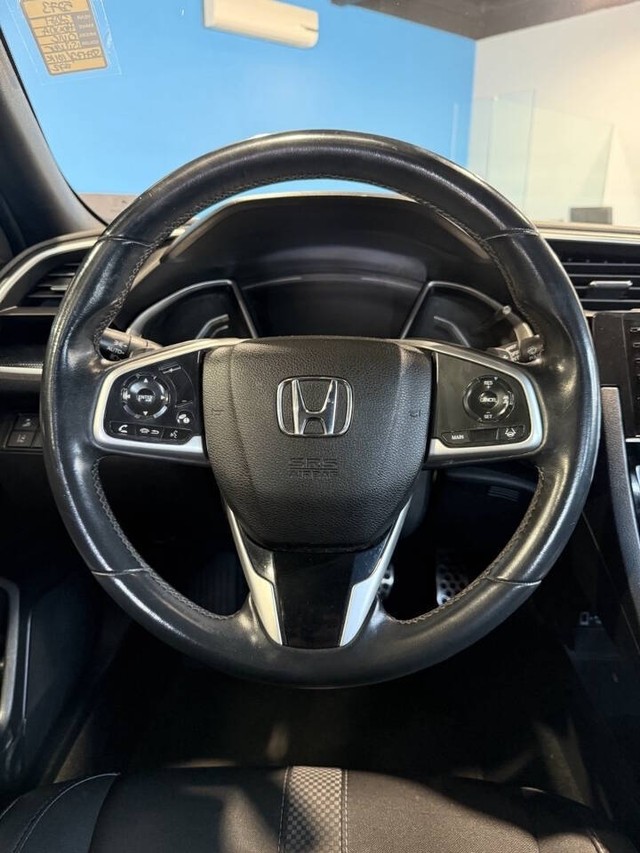 Honda Civic Sedan Vehicle Full-screen Gallery Image 09