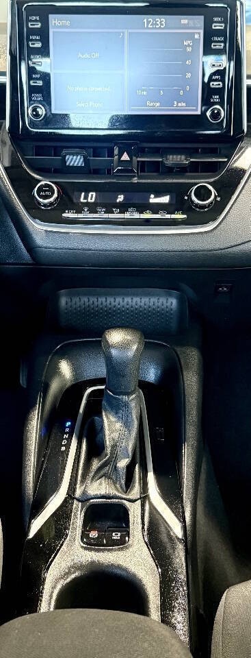 Toyota Corolla Vehicle Full-screen Gallery Image 11