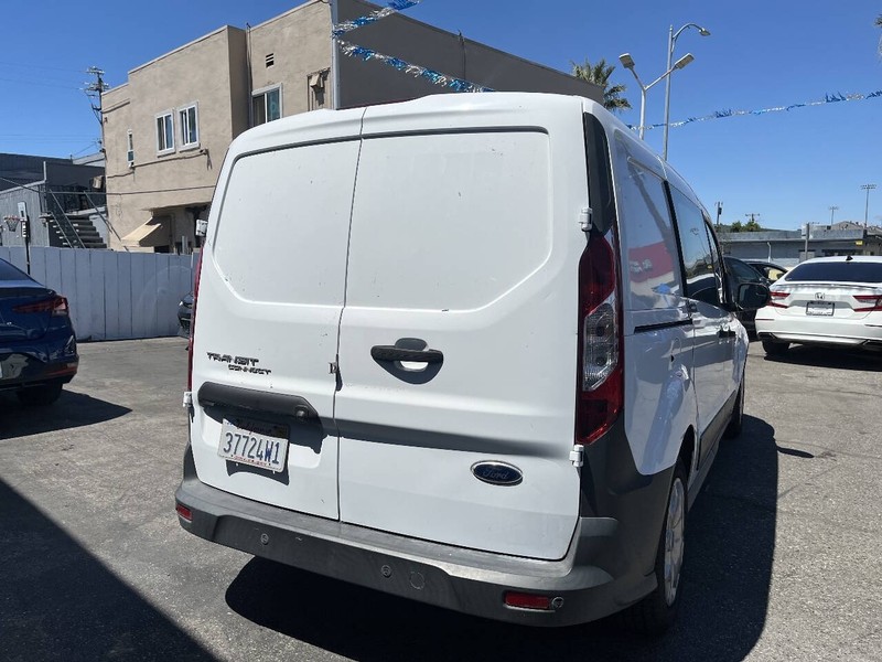 Ford Transit Connect Vehicle Full-screen Gallery Image 05