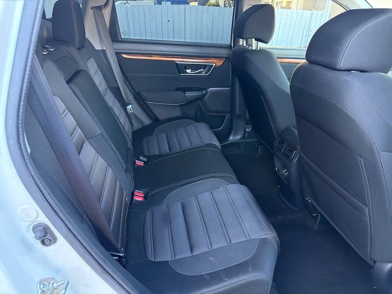 Honda CR-V Vehicle Full-screen Gallery Image 10