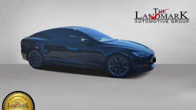 2022 Tesla Model S Plaid photo