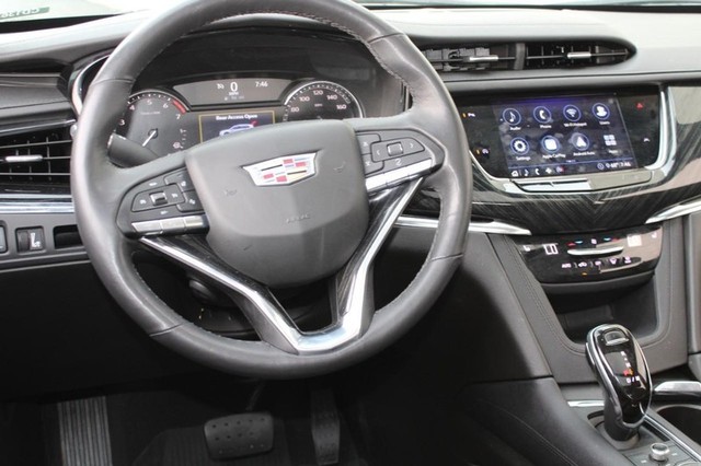 2020 Cadillac XT6 AWD Premium Luxury 16