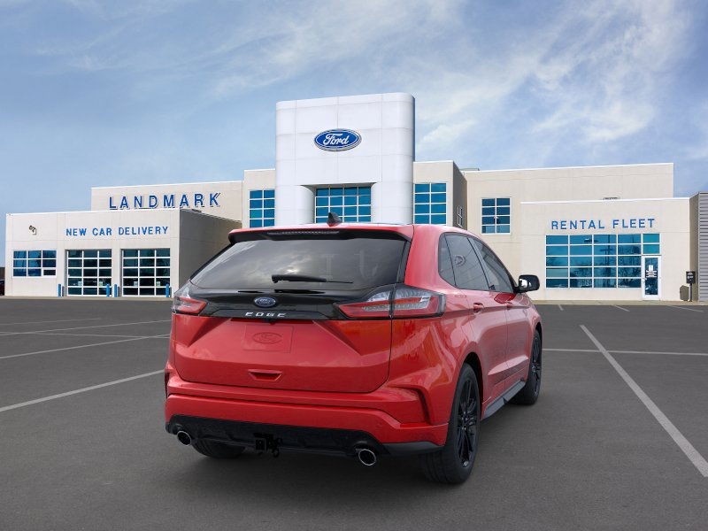 2024 Ford Edge  8