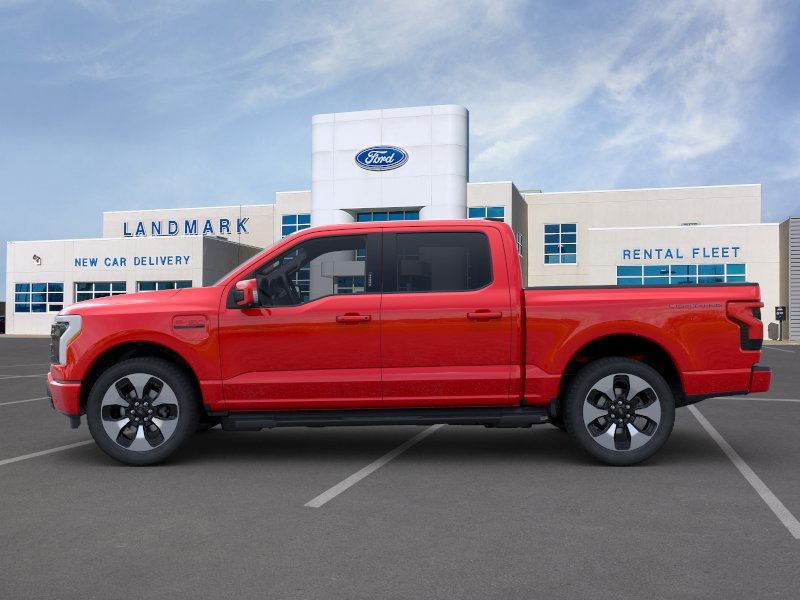 2023 Ford F-150 Lightning  3