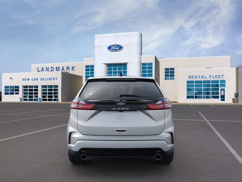 2024 Ford Edge  5