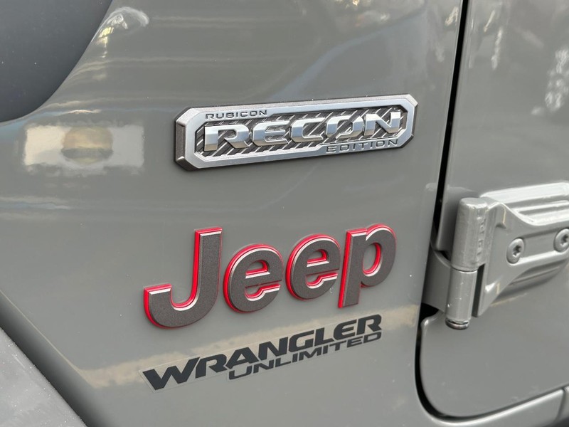 2020 Jeep Wrangler Unlimited Recon photo