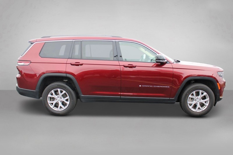 2022 Jeep Grand Cherokee L 2WD Limited 2