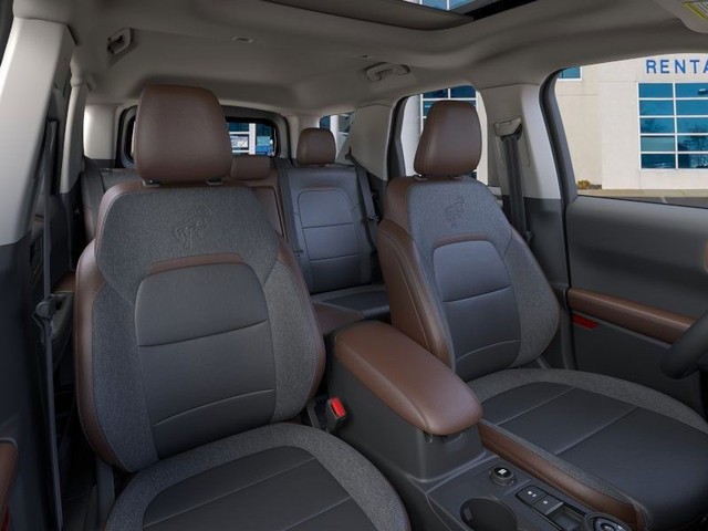 Ford Bronco Sport Vehicle Full-screen Gallery Image 10