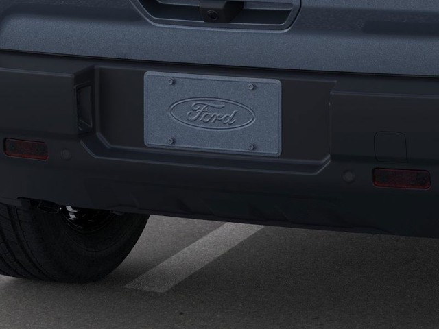 Ford Bronco Sport Vehicle Full-screen Gallery Image 23