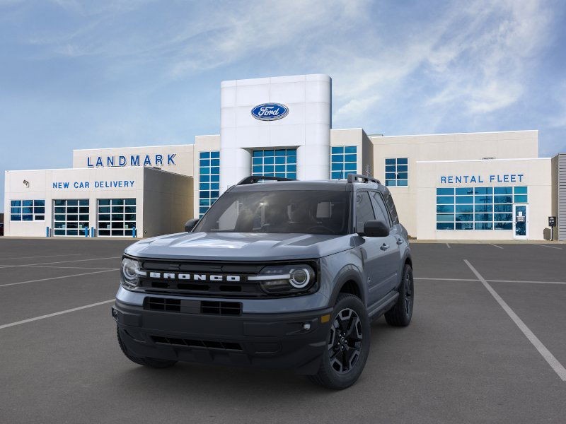 2024 Ford Bronco Sport Outer Banks 2