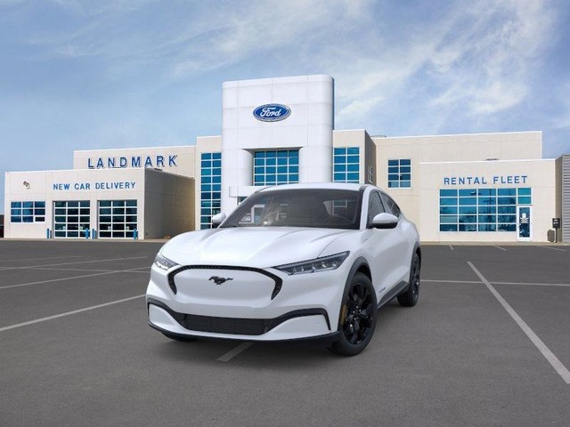 Ford Mustang Mach-E Vehicle Full-screen Gallery Image 2