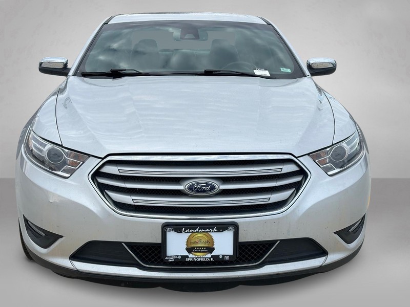 2018 Ford Taurus Limited 8