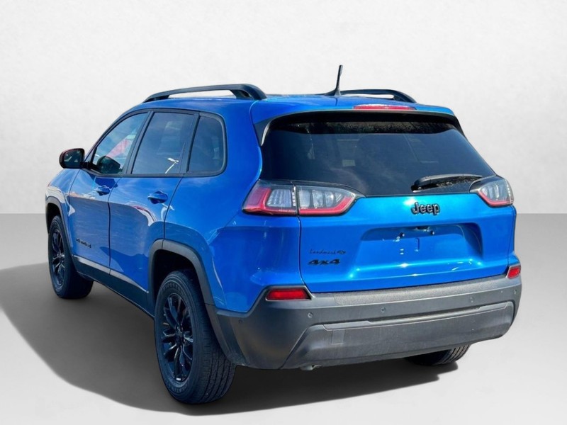 2023 Jeep Cherokee 4WD Altitude Lux 6