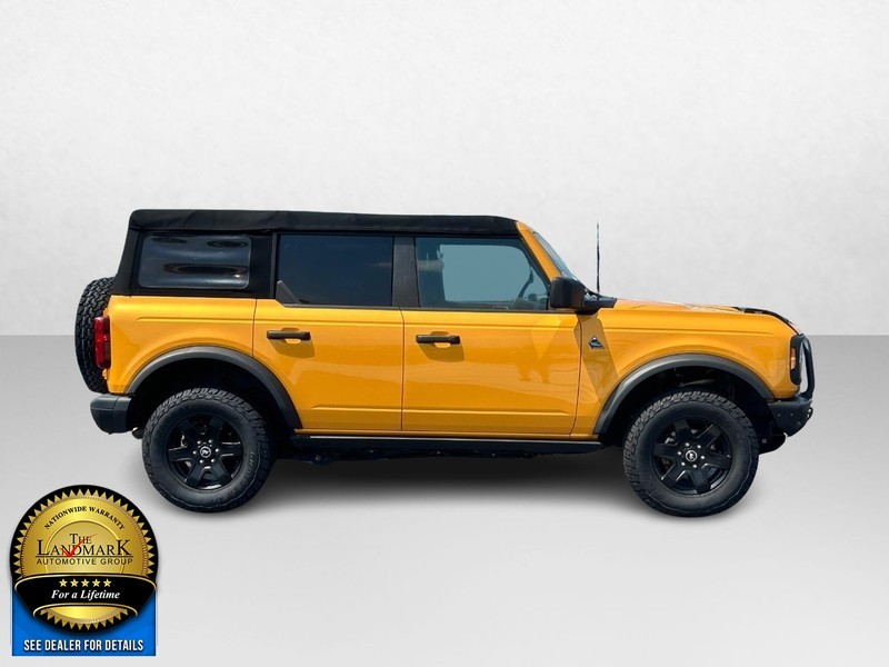 2021 Ford Bronco Base 2