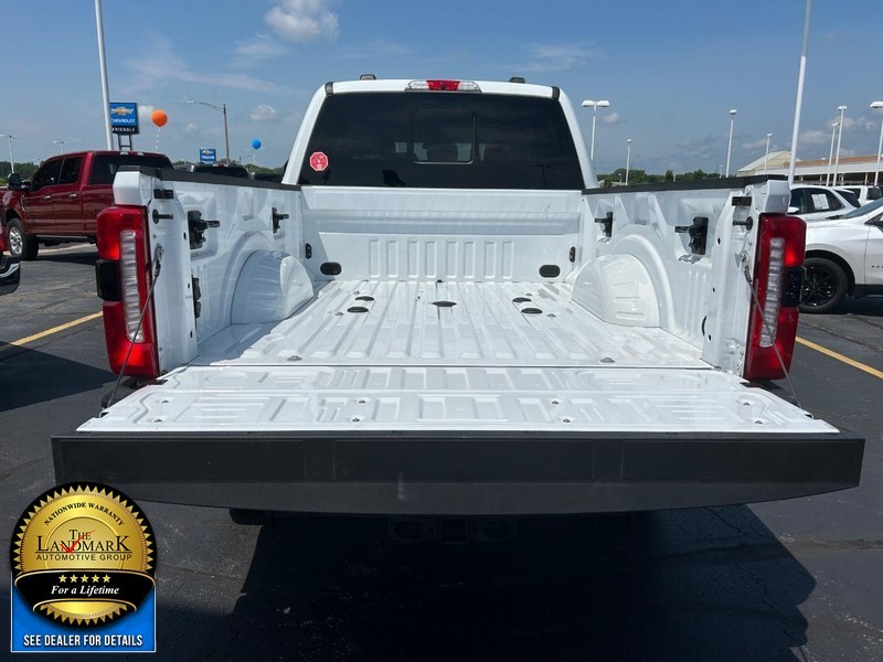 2023 Ford Super Duty F-250 SRW 4WD XL Crew Cab 19