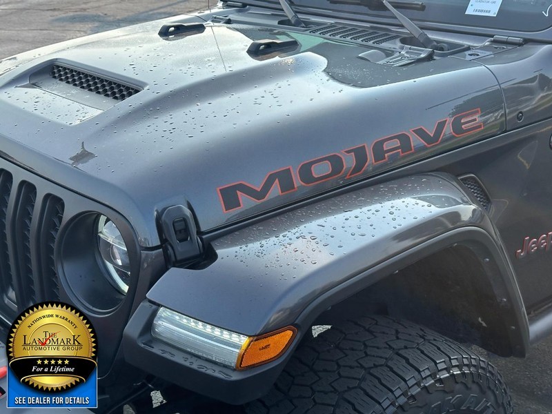 2021 Jeep Gladiator 4WD Mojave 8