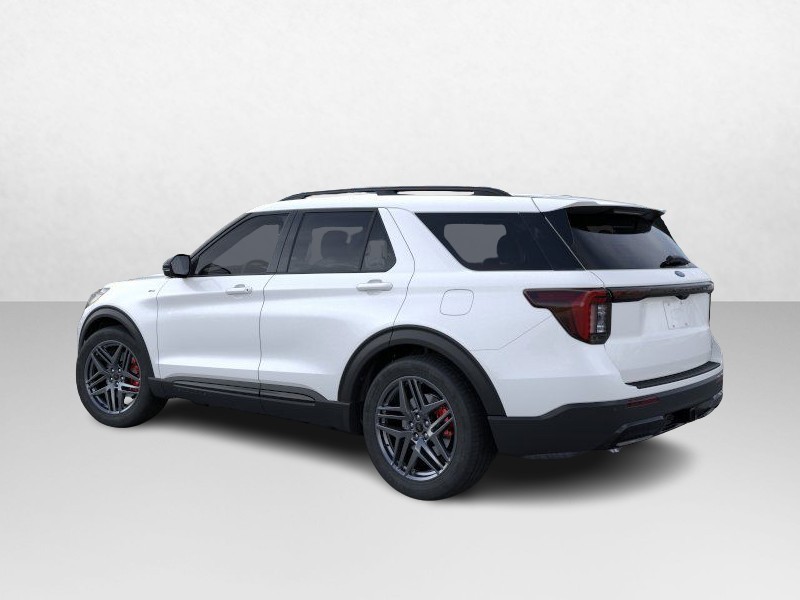 2025 Ford Explorer ST-Line 4