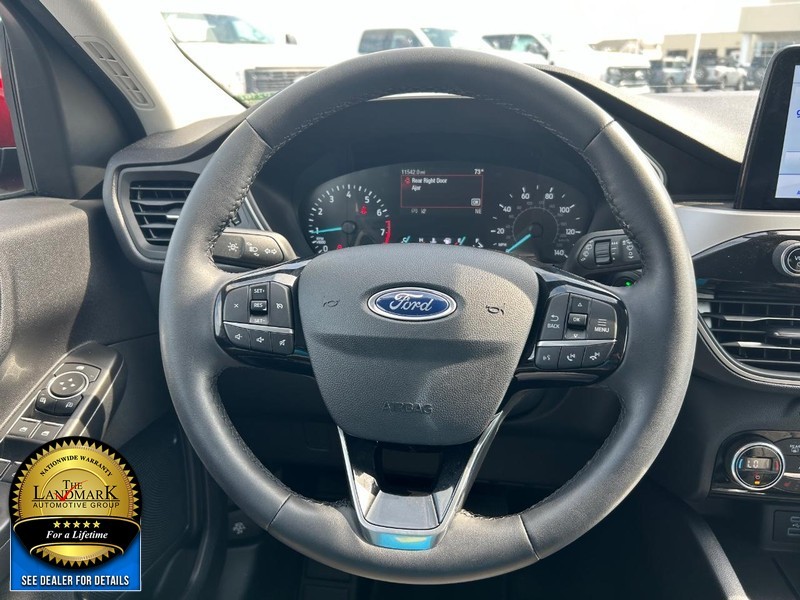 2021 Ford Escape SE 17