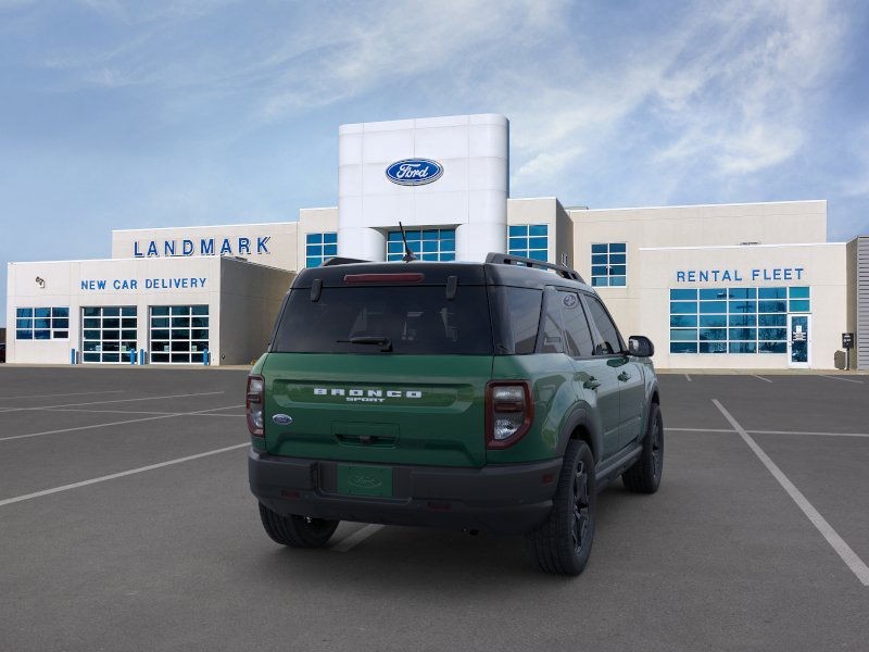 2024 Ford Bronco Sport Outer Banks 8