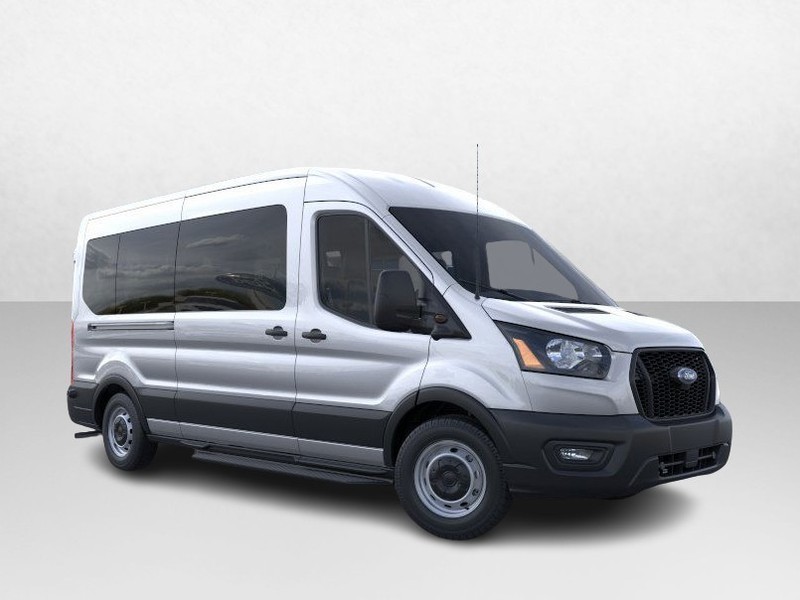 2024 Ford Transit Passenger Wagon  7