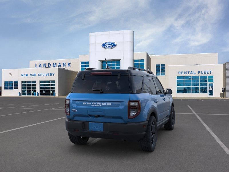 2024 Ford Bronco Sport Outer Banks 8