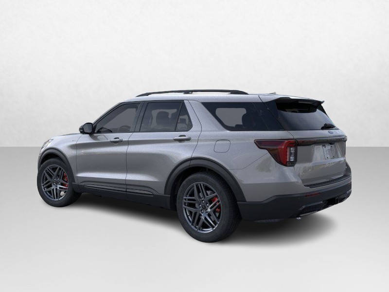 2025 Ford Explorer ST-Line 4