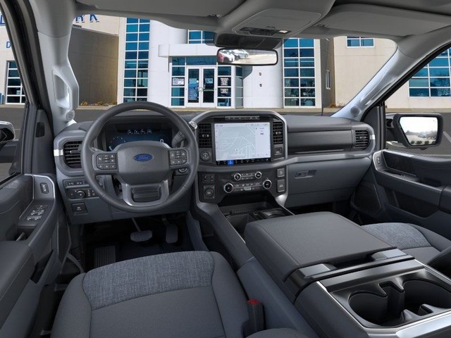 Ford F-150 Vehicle Full-screen Gallery Image 9
