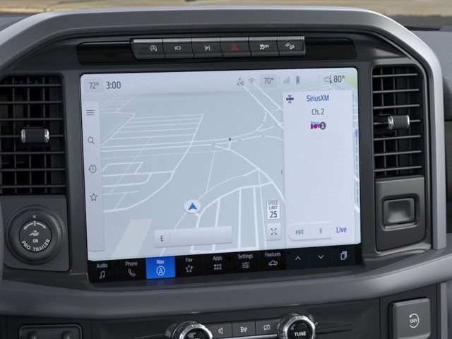 Ford F-150 Vehicle Full-screen Gallery Image 14