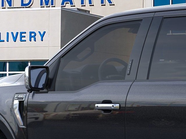 Ford F-150 Vehicle Full-screen Gallery Image 20