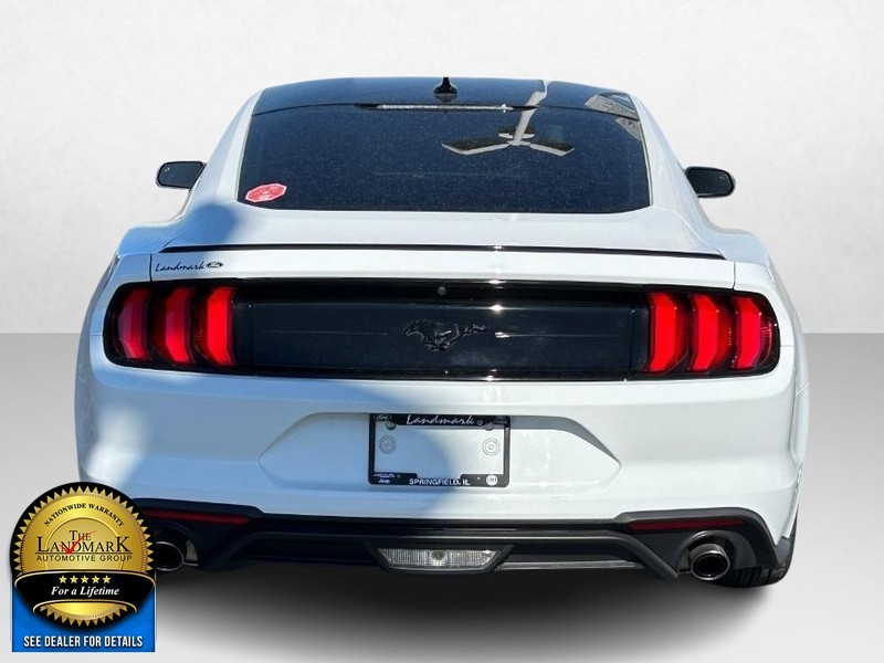 2022 Ford Mustang EcoBoost 7