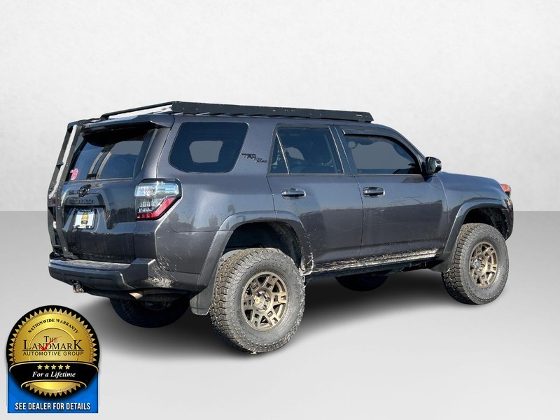 2022 Toyota 4Runner TRD Off Road Premium 3