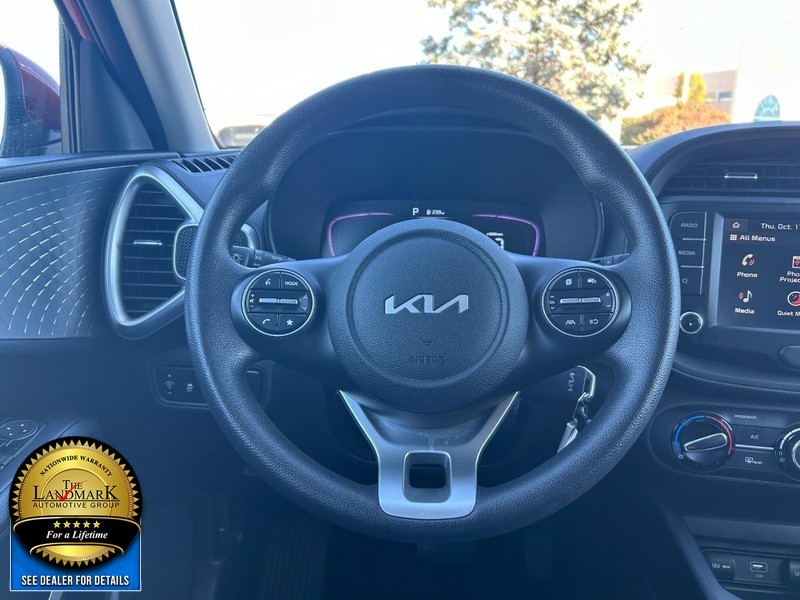 2023 Kia Soul LX 15