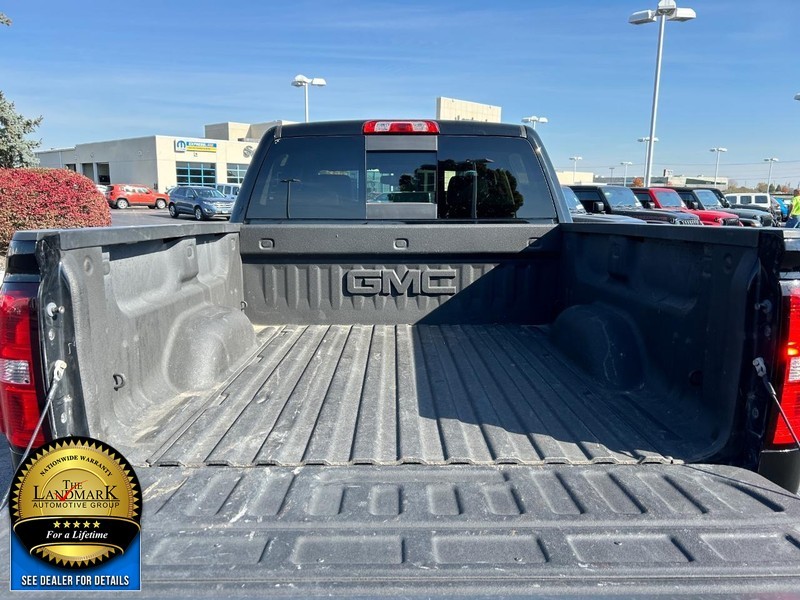 2015 GMC Sierra 1500 4WD SLT Crew Cab 21