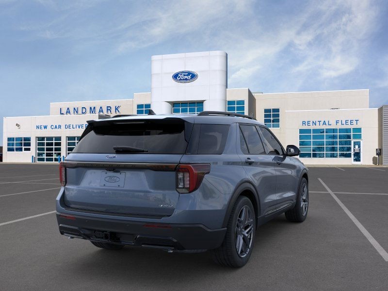 2025 Ford Explorer ST-Line 8